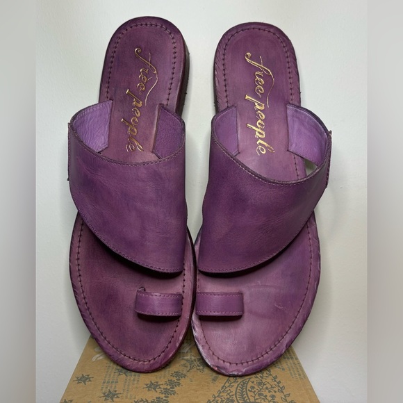 Free People Shoes - Free People Sant Antoni Sandal in Lilac- NIB - Size 39